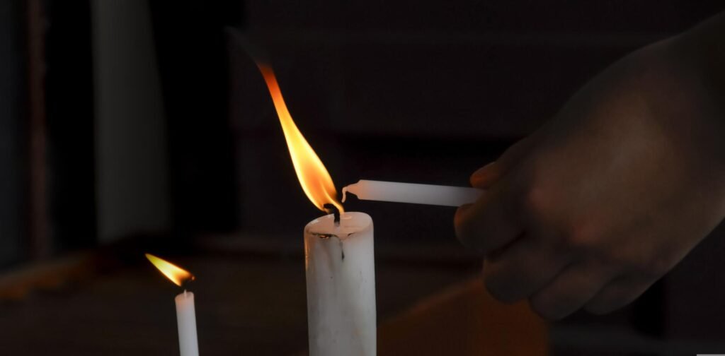 pexels candlelights 2179184